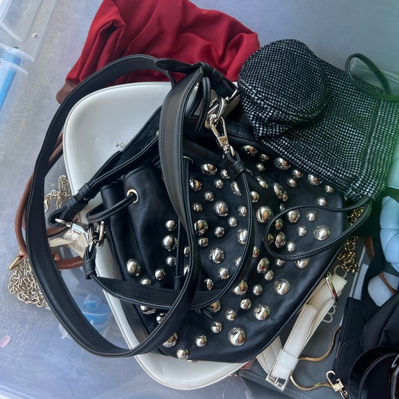 Designer purses bundle - Picture 2 of 16